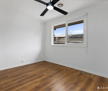 Renovated Two-Bedroom Living in a Prime Ringwood Location (Water Us... - Photo 3