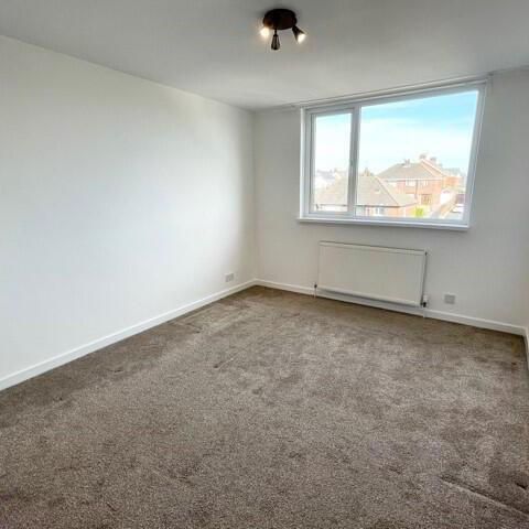 11 Donard Court, Rugby Avenue, Bangor, BT20 3QN - Photo 1