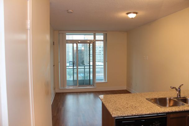 For Lease - 8 Scollard Street Unit# 1205, Toronto, Ontario - Photo 1