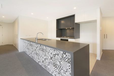 Generous Layout | Double Balconies | North East | 114 m2 - Photo 3