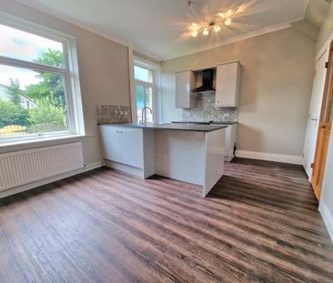 George Street, Milnsbridge, Huddersfield £845 pcm ⓘ The monthly or weekly payment required by the landlord. Read our glossary page , 4 bedrooms, house - terraced, to let * Tenant info - Photo 5