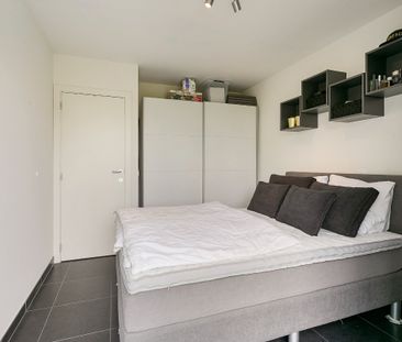 Gelijkvloers appartement met 2 slaapkamers en tuin te huur. - Foto 5