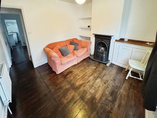 2 bedroom terraced house to rent - Photo 1