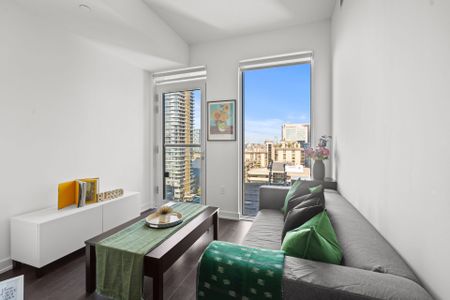 For Lease - 238 Simcoe Street Unit# 1402, Toronto, Ontario - Photo 2