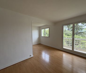 Location Appartement 4 pièces 64m² PALAISEAU 91120 - Photo 1
