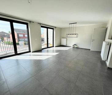Appartement te huur - Photo 1