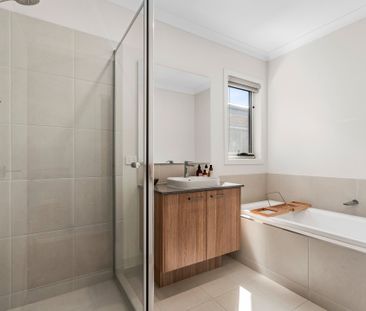 Stunning near-new home in St Leonard's - Photo 4