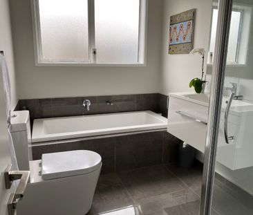 38 Robert Duncan Road, Belfast - Photo 1