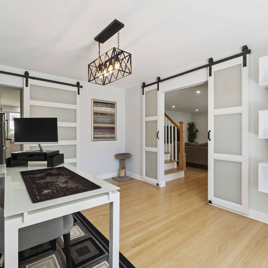 22 Welkin Crescent. Charming 4-Bedroom Home for Rent - Photo 1