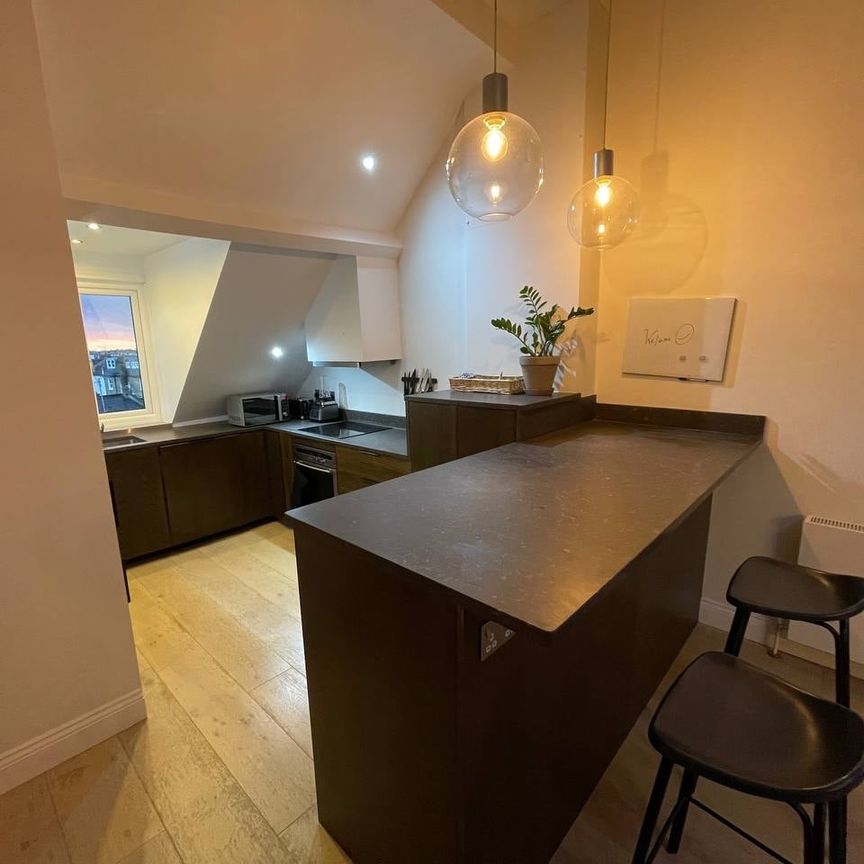 2 Bed Maisonette, North End Road, SW6 - Photo 1