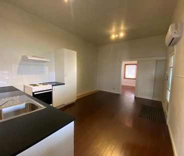 1054 Aviation Road, Werribee South, Vic 3030 - Photo 2