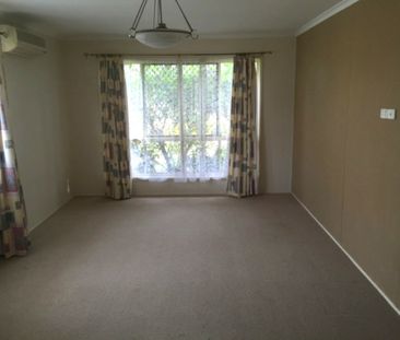 COASTAL COMFORT & SPACIOUS FAMILY LIVING IN THE HEART OF BARGARA - Photo 6