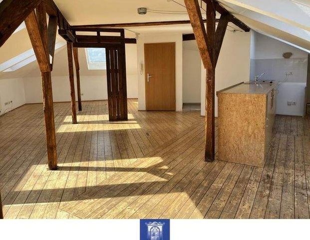 Für Individualisten! Außergewöhnliche Dachwohnung mit Charme! - Photo 1