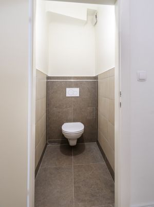 ***ERSTBEZUG-2,5-Zimmer-Wohnung in begehrter Lage in 1010*** - Photo 1