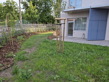 Pronájem bytu 4+kk 83 m² - Фото 2