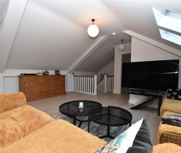 2 bedroom maisonette to rent - Photo 6
