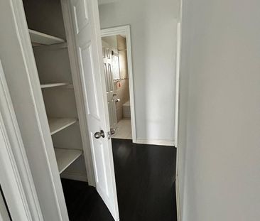 For Lease - 7 Strode Drive, Toronto, Ontario - Photo 2