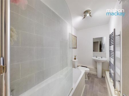 1 bedroom flat to rent - Photo 4