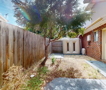 Stylish, Spacious, and Perfectly Positioned - Photo 1