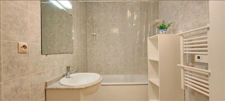 2 pièces - Meublé - 50 m² - RDC - Colocation non autorisée - Photo 4