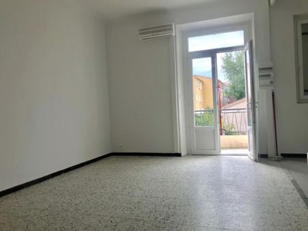 Location Appartement 3 pièces 57 m2 à Trets - Photo 2