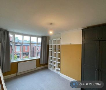 3 bedroom semi-detached house to rent - Photo 4