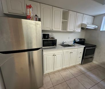 For Lease - 9 Valmount Avenue, Toronto, Ontario - Photo 3