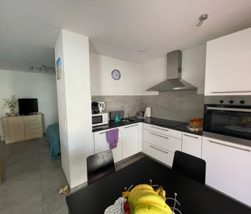 CHÂTEL-ST-DENIS / Studio moderne avec balcon et colonne de lavage - Foto 4