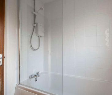 St. Peters Close, Cheltenham, GL51 - Photo 5