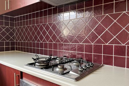 4 Denman Street, Brunswick - Photo 5