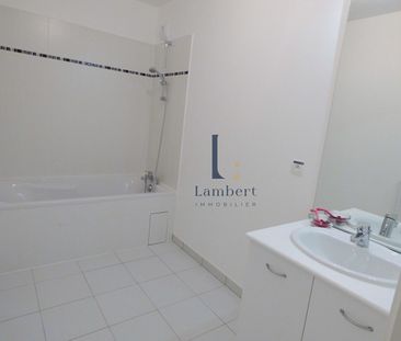 Location Appartement 1 pièce 32m² - Photo 3