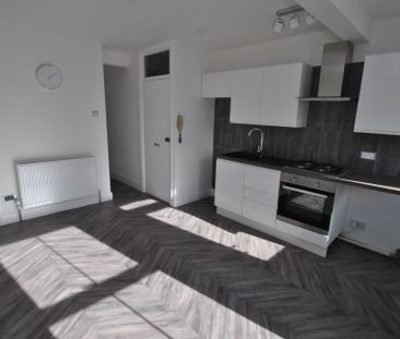 1 bedroom flat to rent Carlingford Drive, Westcliff on Sea, SS0 - Photo 3