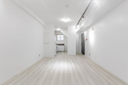 For Lease - 966 Queen Street Unit# 4, Toronto, Ontario - Photo 4