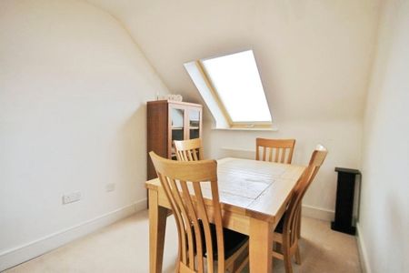 Vicarage Road, Egham, Surrey, TW20 9GL - Photo 2