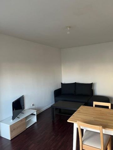 Location Appartement 2 pièces 44m² DOUAI 59500 - Photo 2