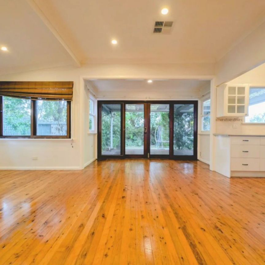 Peaceful Blue Mountains Living in the Heart of Warrimoo - Photo 1