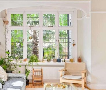 Esmond Road, Chiswick, W4 - Photo 1