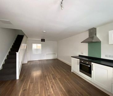 1 bedroom semi-detached house to rent - Photo 2