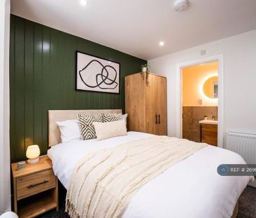 1 bedroom in a house share to rent - Photo 5