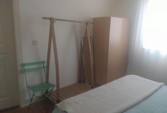 Arrendo quarto individual em Caminha