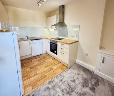 Victoria Street, Paignton, Devon, TQ4 - Photo 3