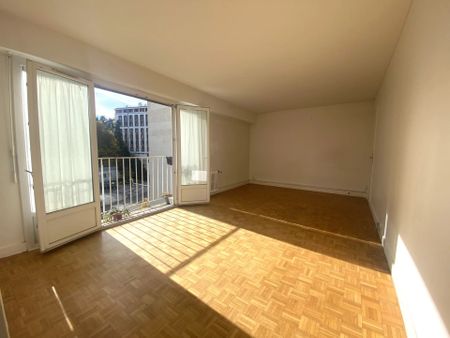 Location Appartement 3 pièces 67m² SEVRES 92310 - Photo 2