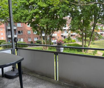 Schöne 2 Zimmer Wohnung mit Balkon - Photo 1