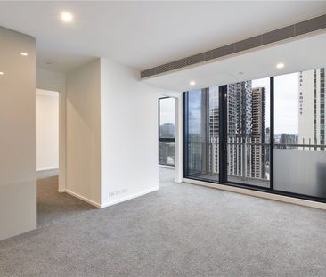 This spacous two bedroom apartment located in the luxurious "Melbou... - Photo 1