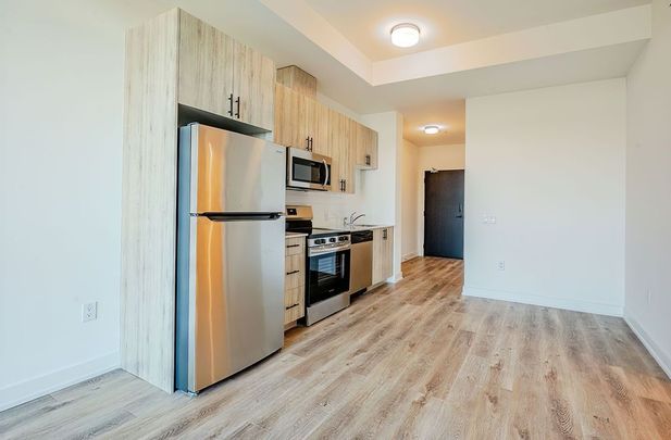 For Lease - 2475 Old Bronte Road Unit# 801, Oakville, Ontario - Photo 1