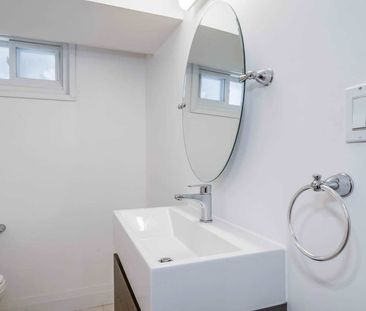 For Lease - 24 Barrington Avenue, Toronto, Ontario - Photo 2