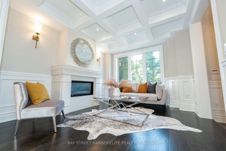 151 Brentcliffe Road - Photo 2