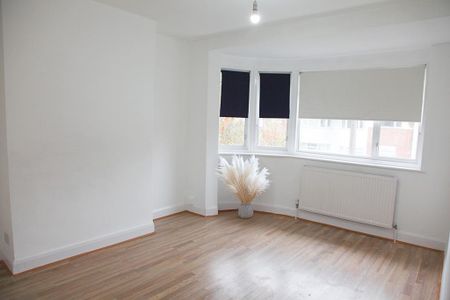 2 bedroom maisonette to rent - Photo 3