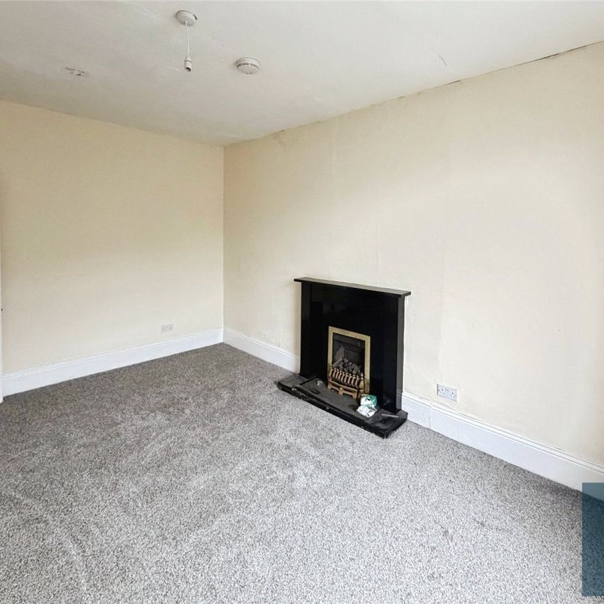 North Street, Lockwood, Huddersfield, HD1 - Photo 1