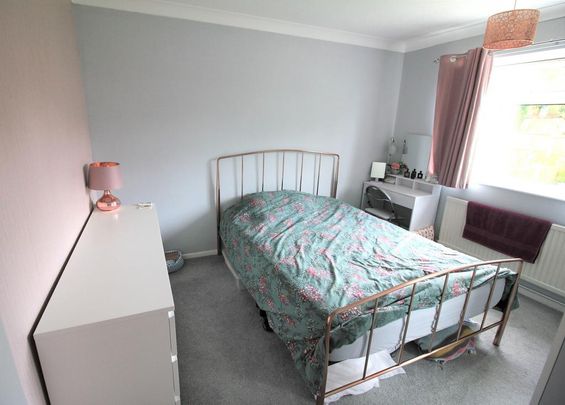 2 bedroom semi-detached bungalow to rent - Photo 1